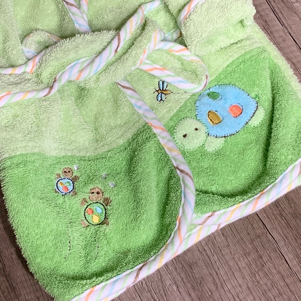 Infant Hooded Towel Robe - Picture 3 of 6